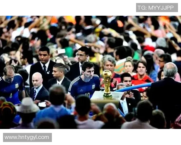 土耳其男足球星的荣耀征程与国家荣誉背后的激情故事